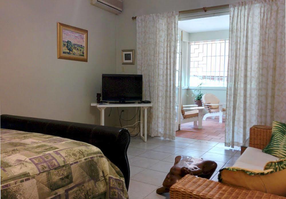 Chester Avenue Guest House คิงส์ตัน ภายนอก รูปภาพ